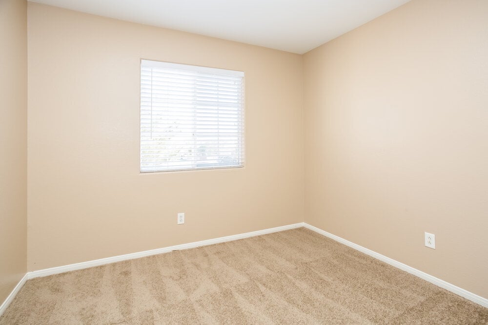 Building Photo - 3012 Sunrise Bay Ave