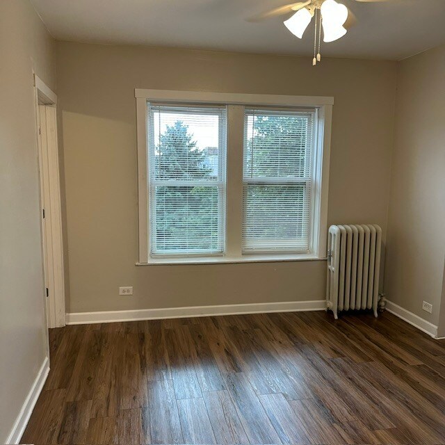 Building Photo - 4058 W Dickens Ave