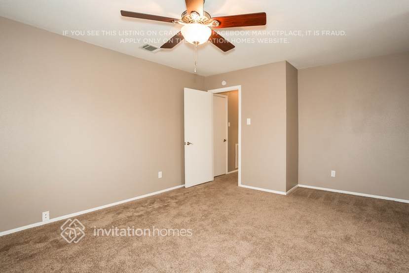 Building Photo - 22507 Red River Dr