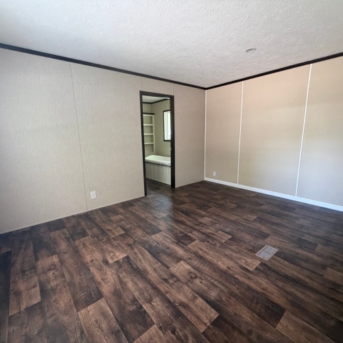 Building Photo - 104 Robin Dr