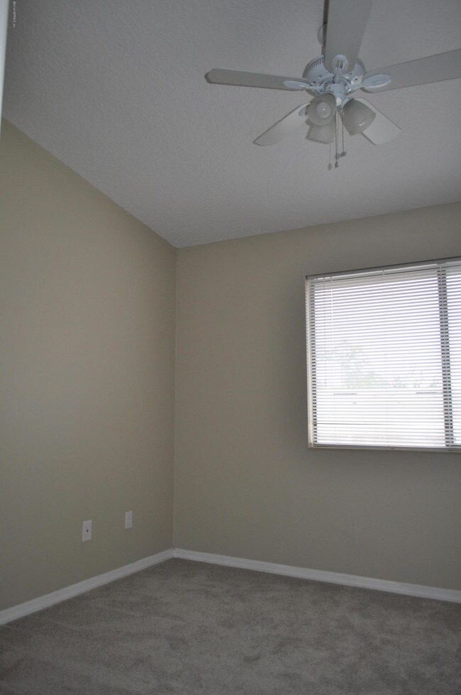 Building Photo - 2133 Sea Hawk Dr