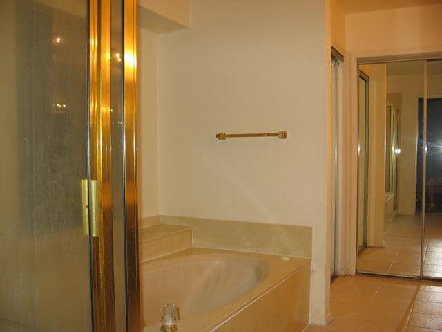 Building Photo - 4424 Junction Dr