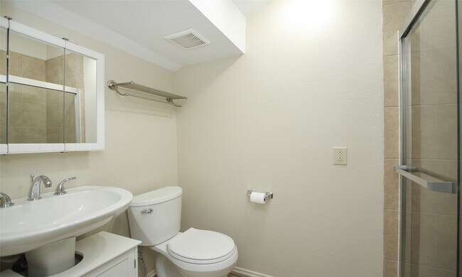 Building Photo - 4900 Floyd St