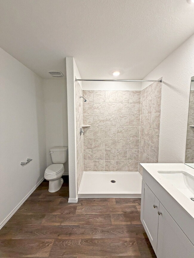 Building Photo - 5017 Pitch