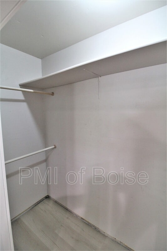 Building Photo - 3238 W Malad St