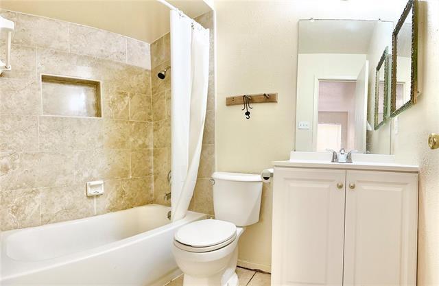 Building Photo - 2406 Jo Lyn Ln