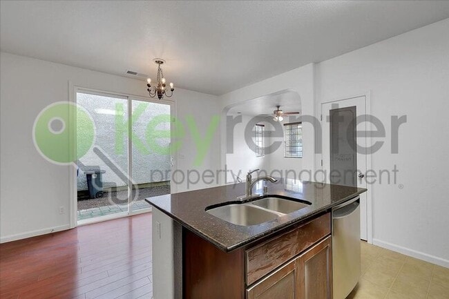 Building Photo - 10923 Oakham Dr