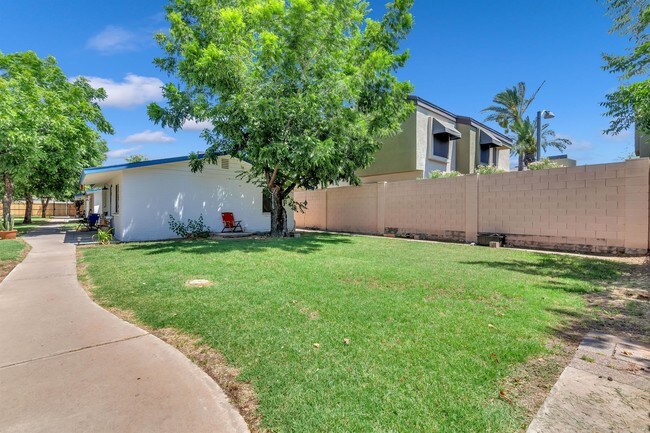 Building Photo - 4221 N 20th St