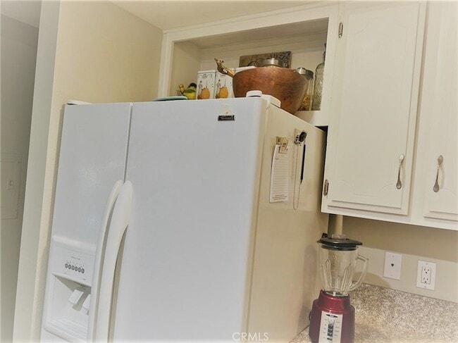 Building Photo - 2370 Via Mariposa W