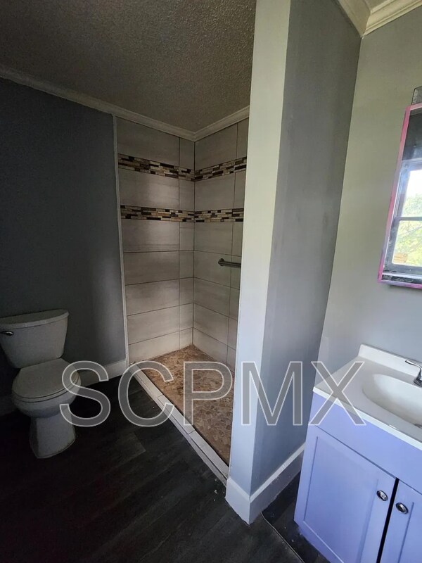Building Photo - 17 Shuler Dr