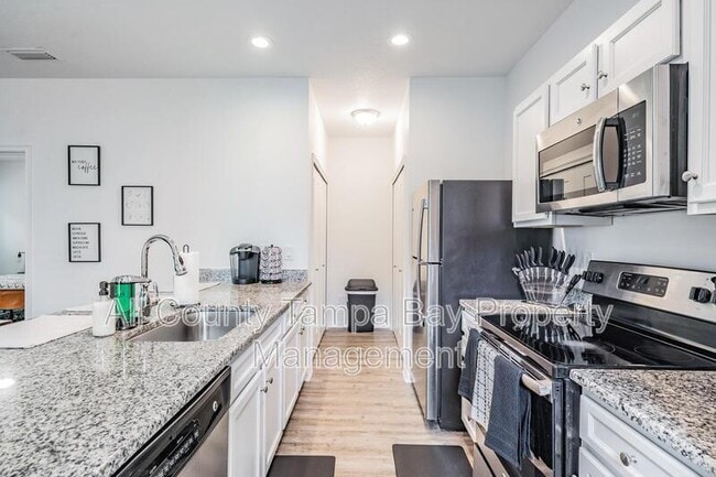 Building Photo - 2604 N Highland Ave