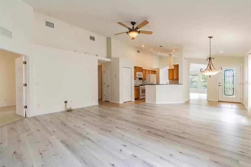 Building Photo - 8013 Terrace Arbor Ct