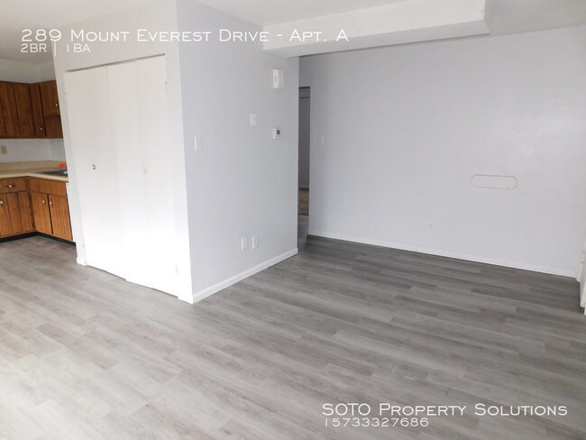 Building Photo - 289 Mt Everest Dr
