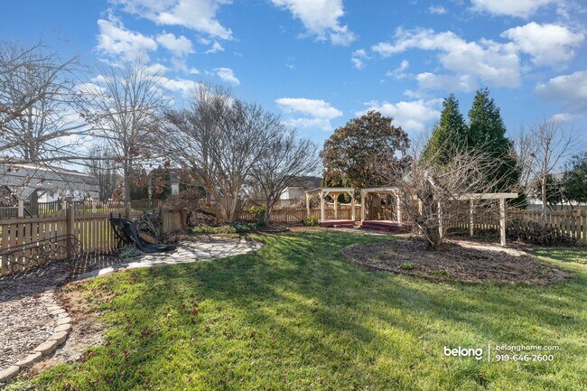 Building Photo - 4332 Southern Oak Dr