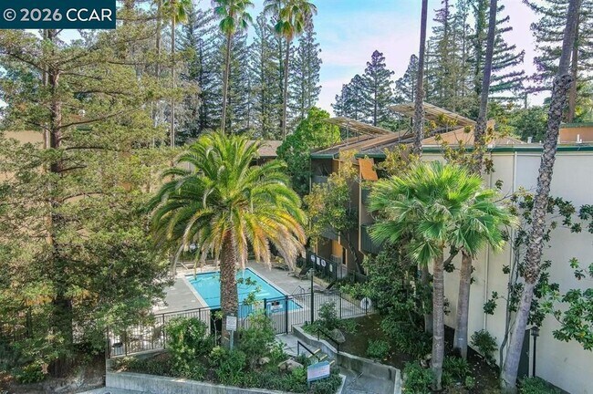 Building Photo - 1246 Walker Ave