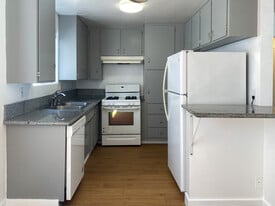 Building Photo - 1823 Camden Ave