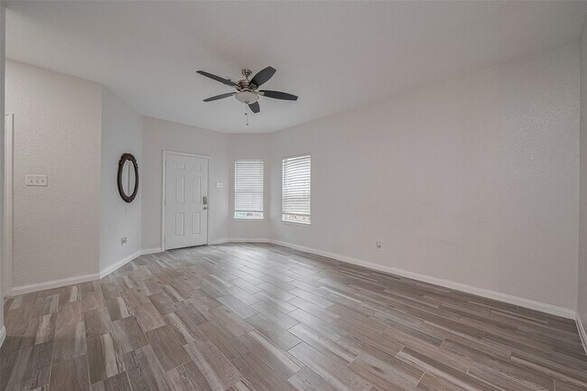 Building Photo - 6623 Arabella St