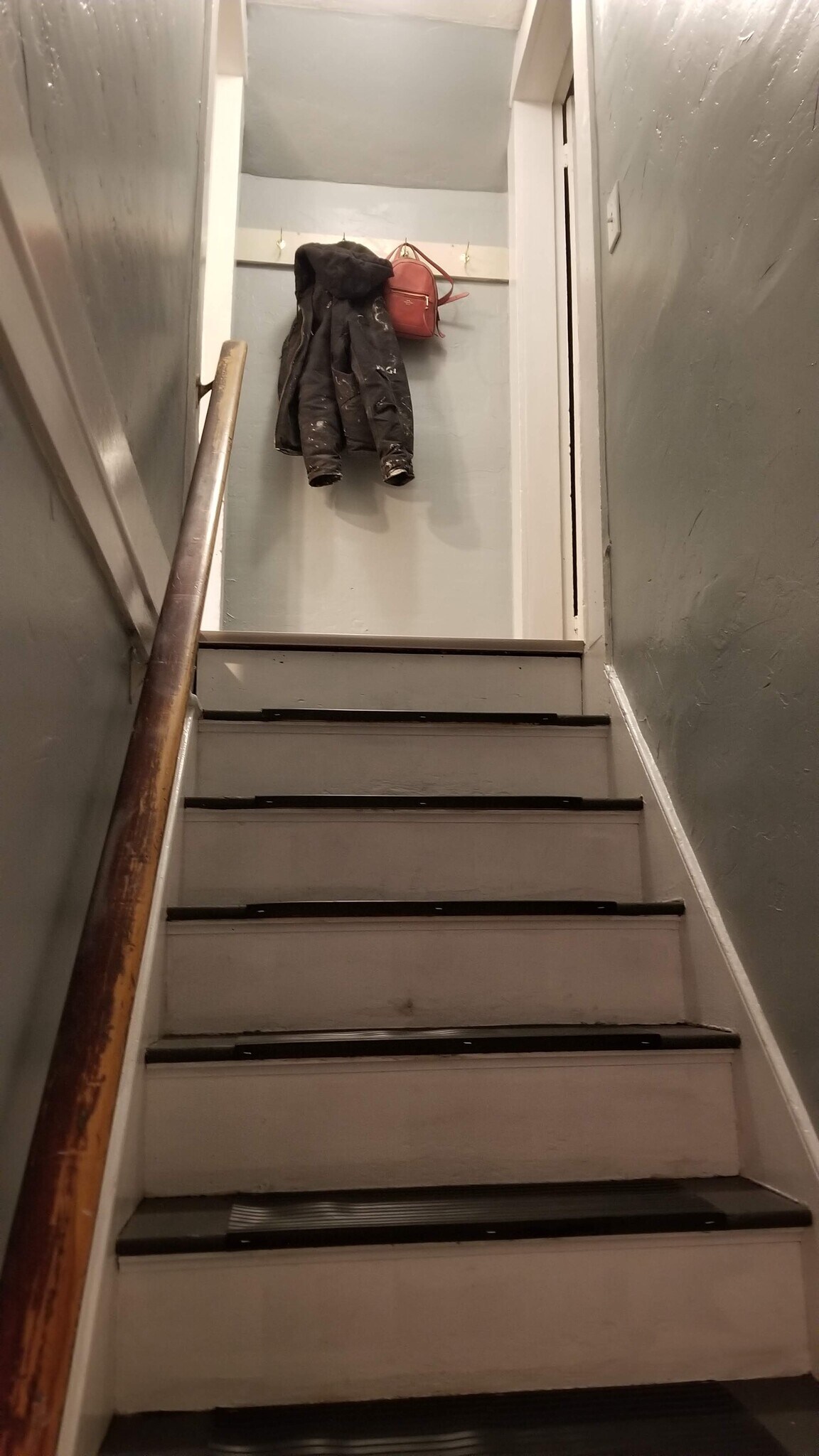 Front entry - 21 Charles St