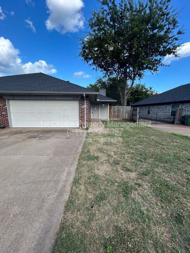 Building Photo - 6320 Holiday Ln