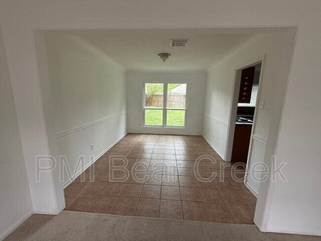 Building Photo - 7818 Sunny Ridge Dr
