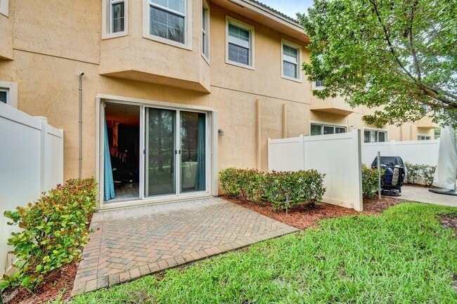Building Photo - 5981 Monterra Club Dr