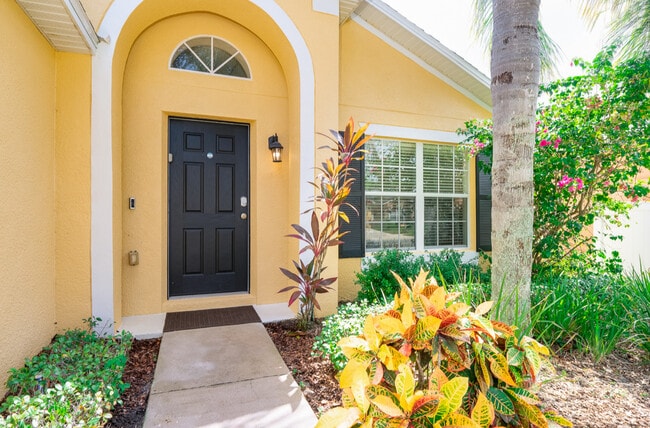 Building Photo - 2178 Royal Ridge Dr