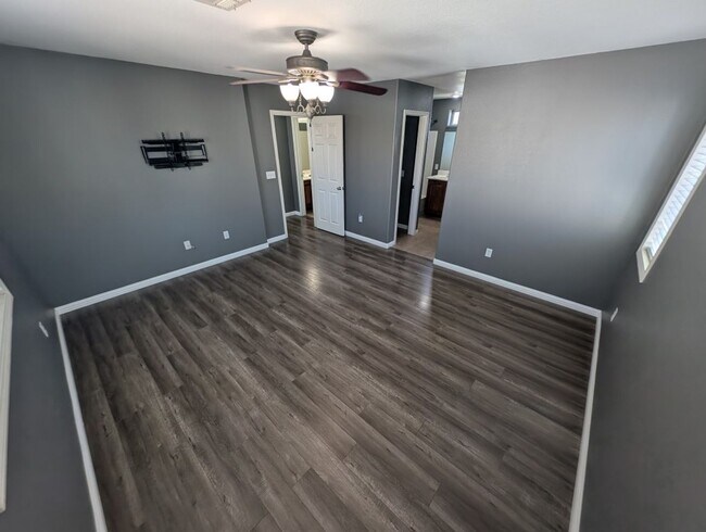 Building Photo - 9121 Spoonbill Ridge Pl
