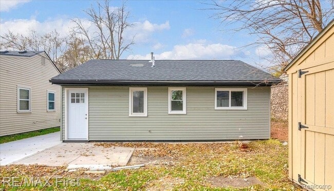 Building Photo - 23108 Pilgrim Ave