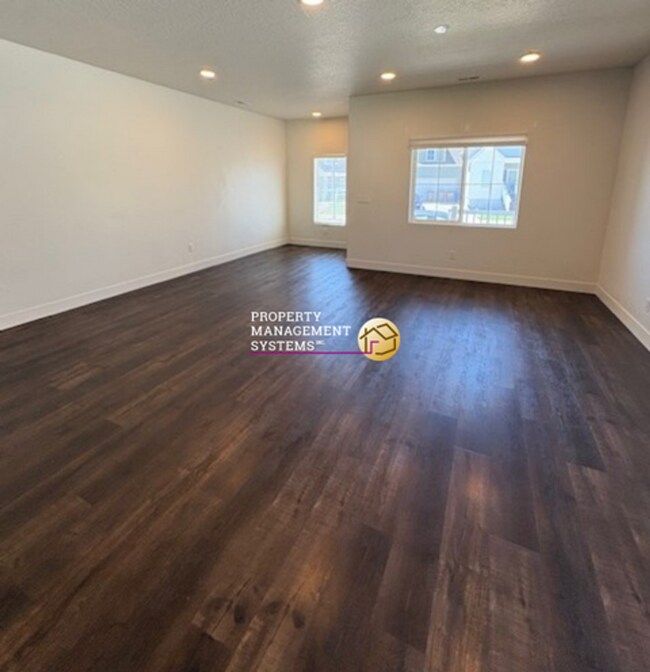 Building Photo - 4 Bedroom Eagle Mountain Home