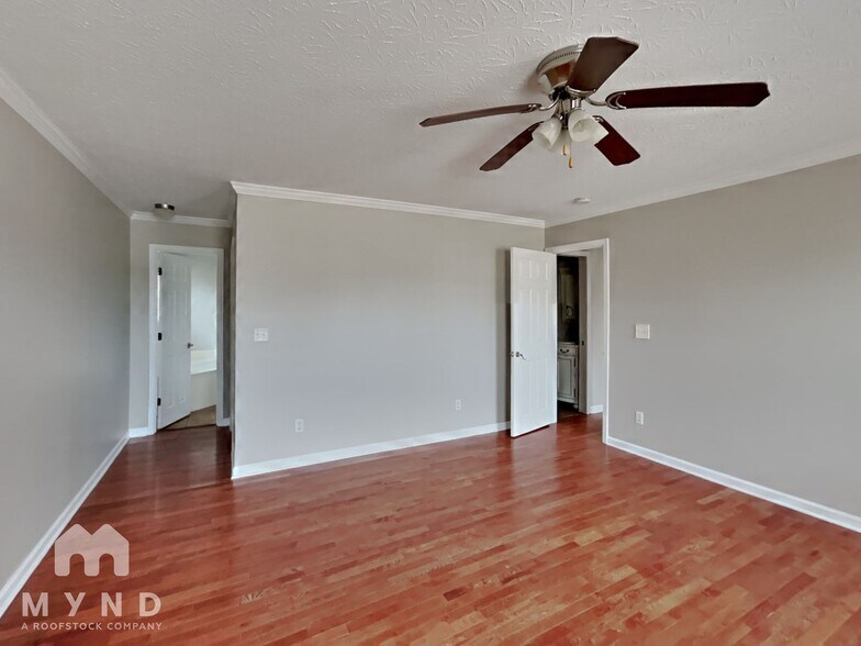 Building Photo - 364 Old Glory Ln