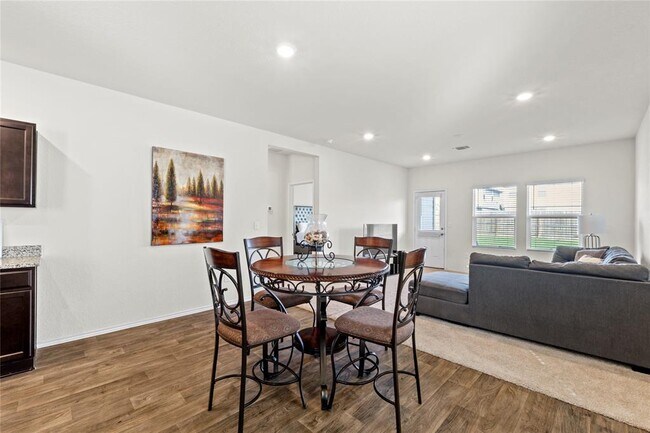 Building Photo - 14806 Bajada Rd