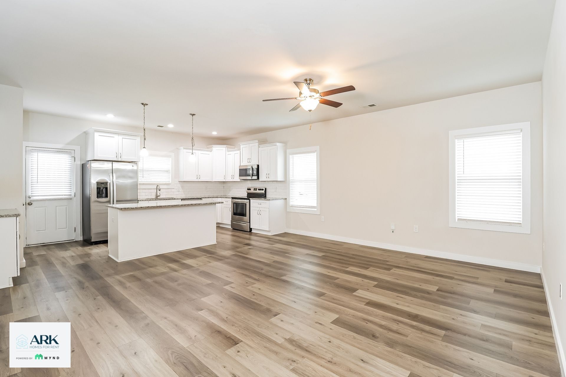 Building Photo - 3028 Celia Ave
