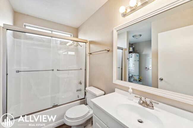 Building Photo - 34602 Calle Rosita