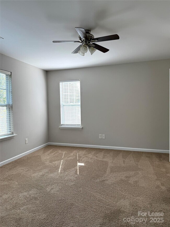 Building Photo - 10577 Bunclody Dr