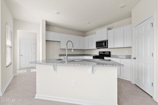 Building Photo - 229 Coastline Wy