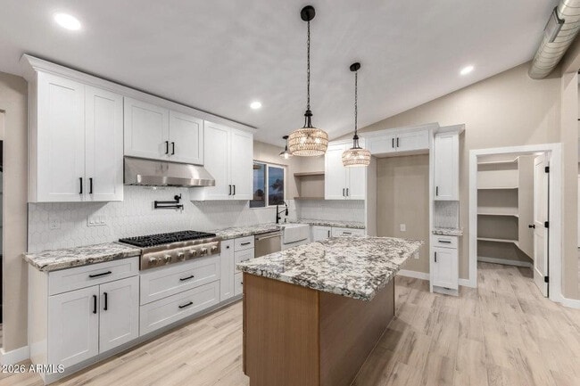 Building Photo - 2330 US-93