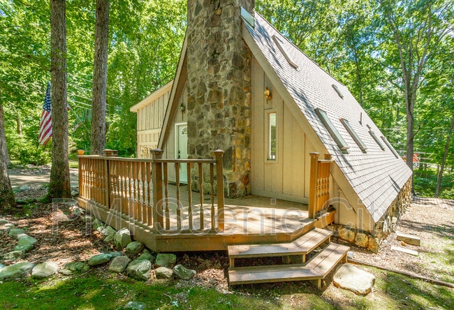 Building Photo - 1602 Rustic Homes Ln