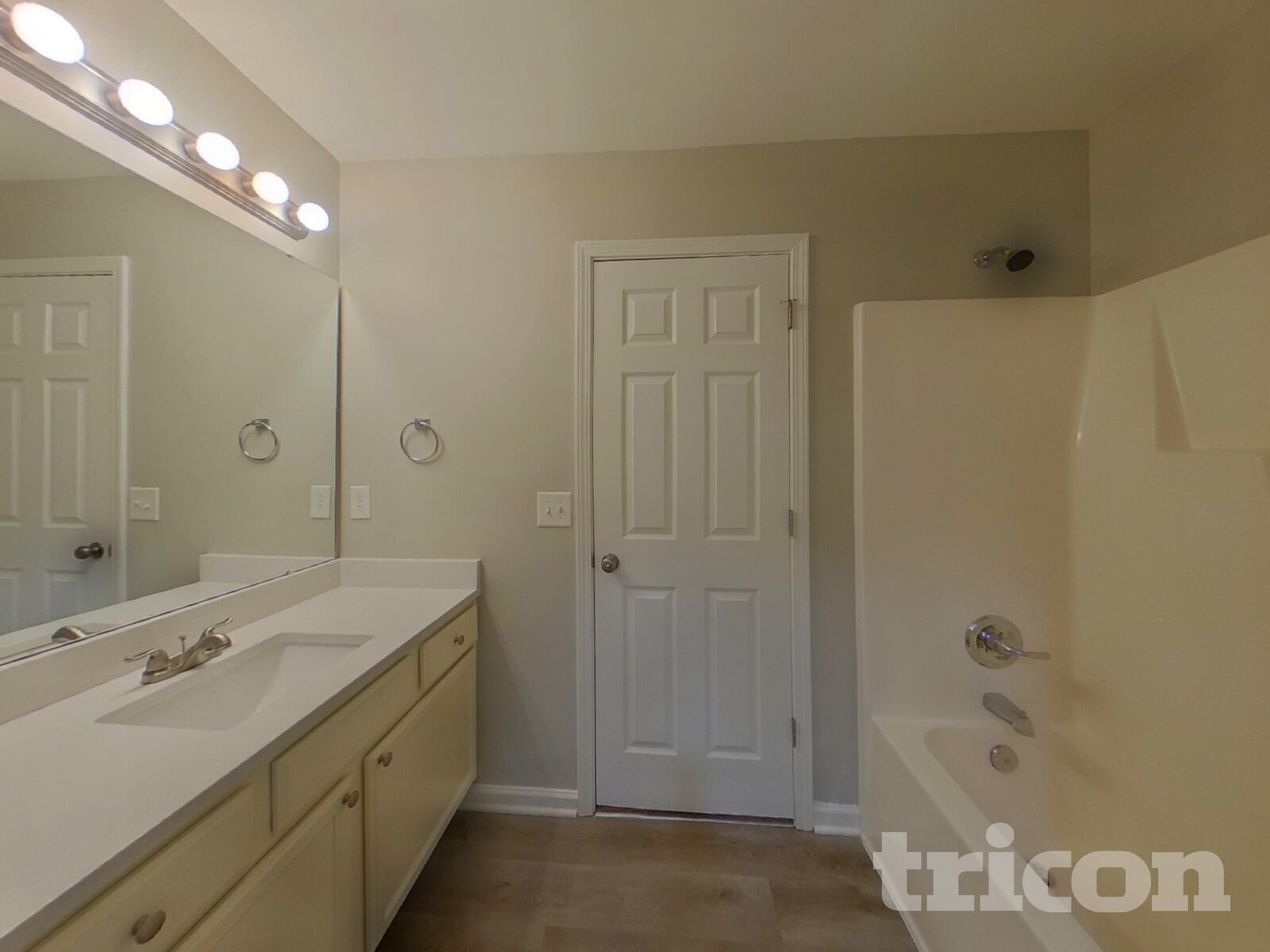 Building Photo - 175 Chesterbrook Ln