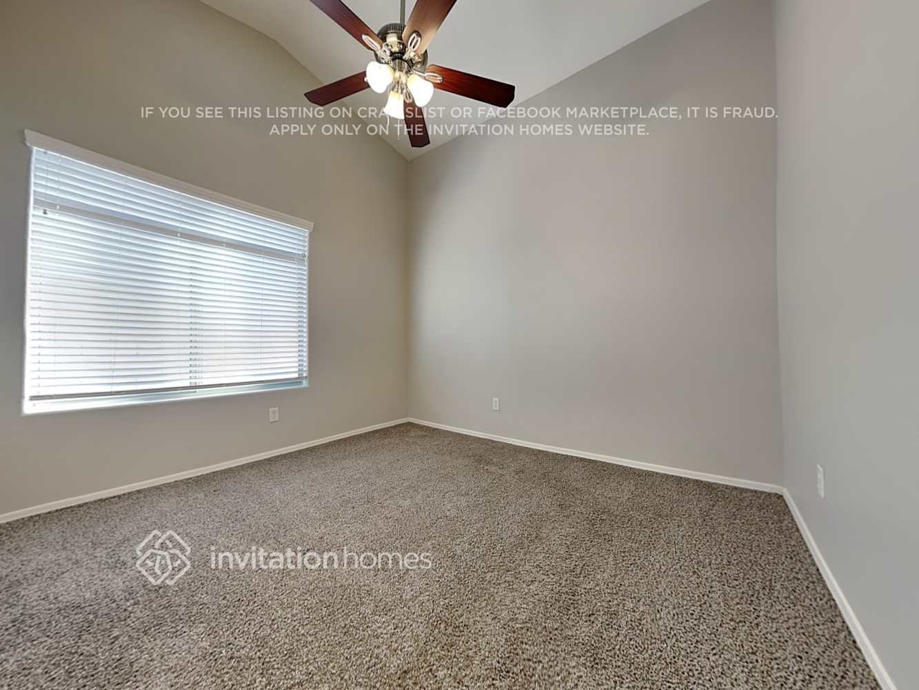 Building Photo - 1655 E Redfield Rd