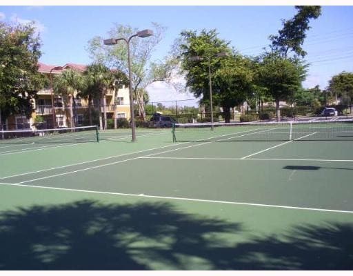 Building Photo - 9001 Wiles Rd