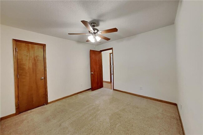 Building Photo - 1339 Wood Park Dr NW