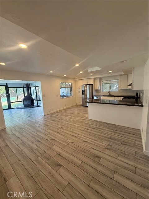 Building Photo - 331 Pomelo Ave