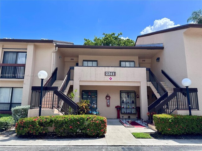 Primary Photo - 2241 SW 15th St