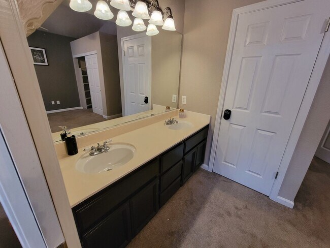 Building Photo - 9316 Caulfield Dr