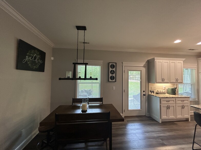 Eat in kitchen - 964 Ware Rd
