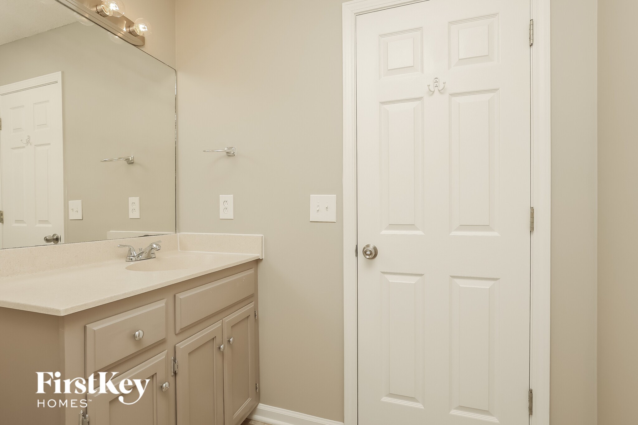 Building Photo - 161 Shady Maple Dr