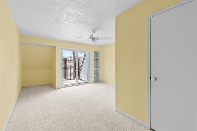 Building Photo - 1417 Welch St
