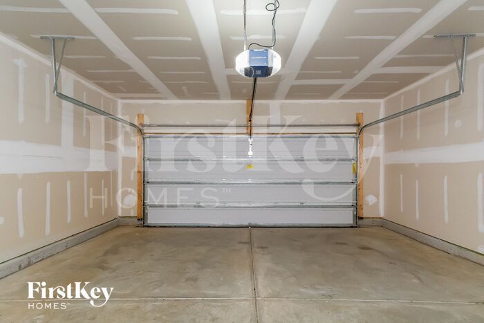 Building Photo - 1036 Avondale Dr