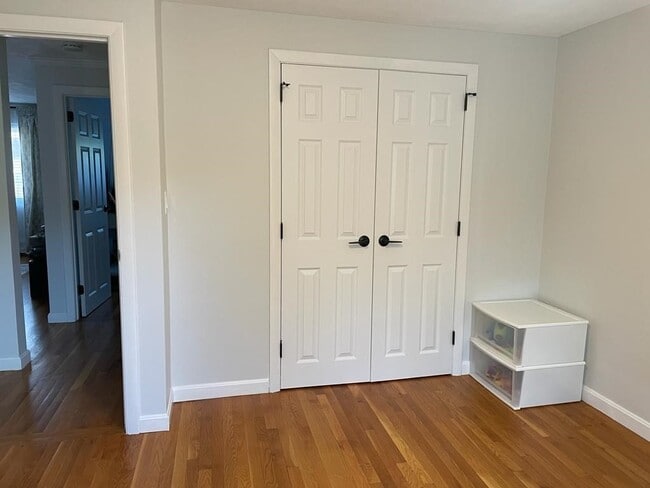 Building Photo - 34 Bryon Rd