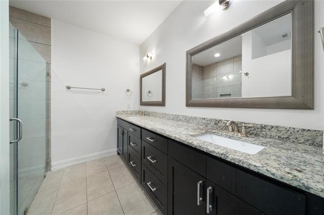 Building Photo - 4800 Rimwood Dr